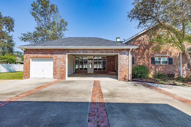 178 Vi Drive, Houma, LA 70360