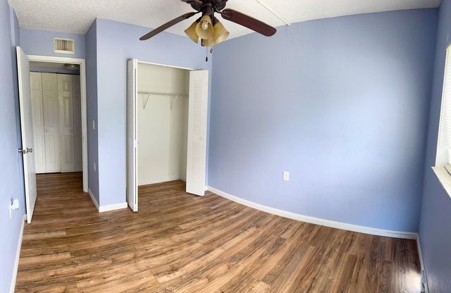 1133 N Benoist Farms Road 105, West Palm Beach, FL 33411