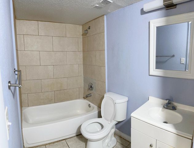 1133 N Benoist Farms Road 105, West Palm Beach, FL 33411