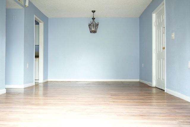 1133 N Benoist Farms Road 105, West Palm Beach, FL 33411