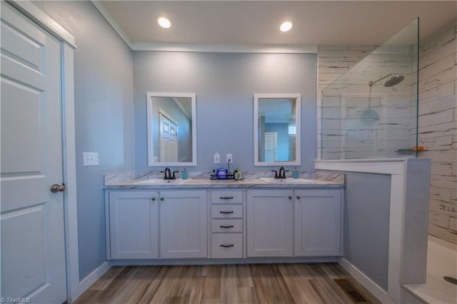 10810 Linwood Southmont Road, Lexington, NC 27292