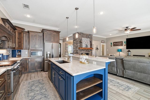 4 Evergreen Cove, Greenbrier, AR 72058