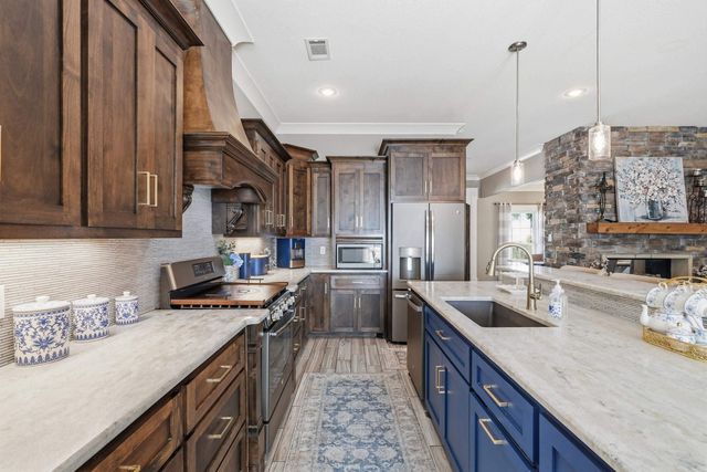 4 Evergreen Cove, Greenbrier, AR 72058