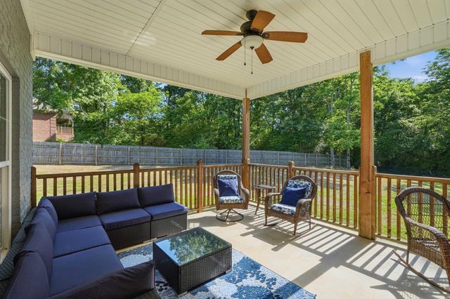4 Evergreen Cove, Greenbrier, AR 72058