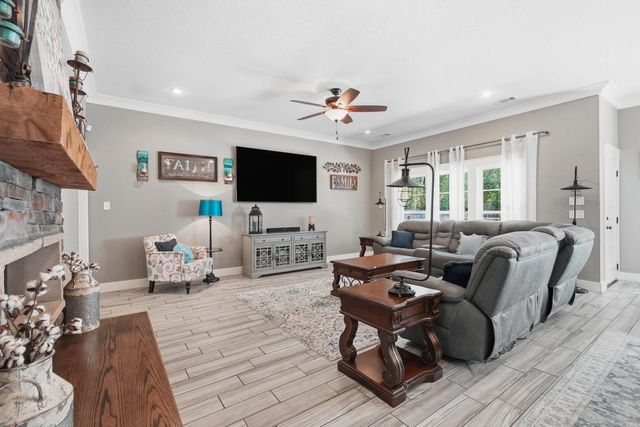 4 Evergreen Cove, Greenbrier, AR 72058