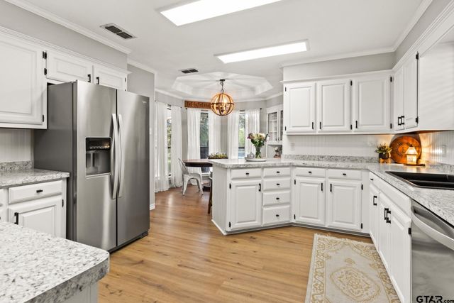 321 US HWY 67 W, Mt Vernon, TX 75457