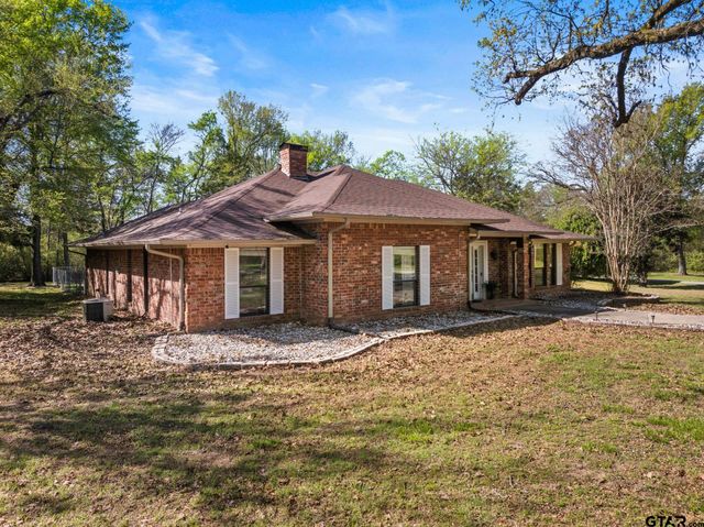 321 US HWY 67 W, Mt Vernon, TX 75457