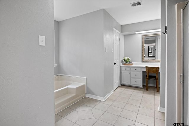 321 US HWY 67 W, Mt Vernon, TX 75457