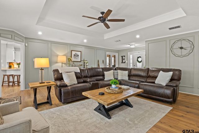 321 US HWY 67 W, Mt Vernon, TX 75457