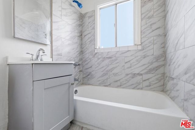 1570 E 110th Street, Los Angeles, CA 90059