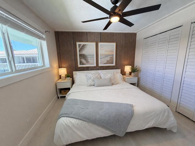 322 N Federal Highway 240, Deerfield Beach, FL 33441