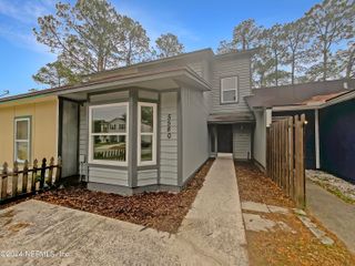 5580 CABOT Drive N, Jacksonville, FL 32244