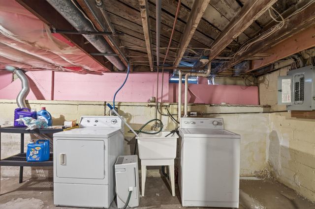 5203 Colfax Avenue N, Minneapolis, MN 55430