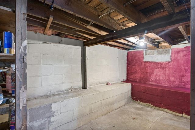 5203 Colfax Avenue N, Minneapolis, MN 55430