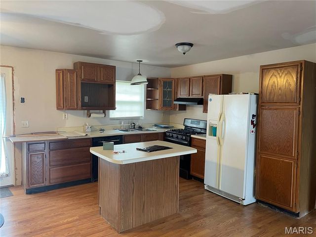 706 E 3rd Street, Salem, MO 65560