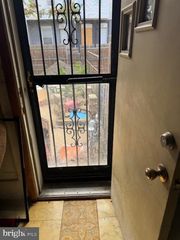 814 N LAKEWOOD AVE, Baltimore, MD 21205