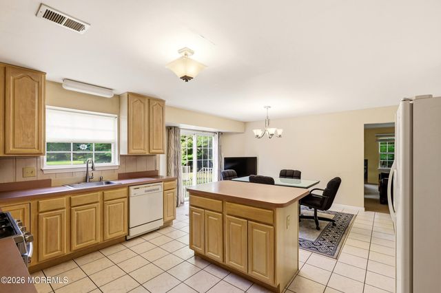 213 Medjay Lane, Toms River, NJ 08755