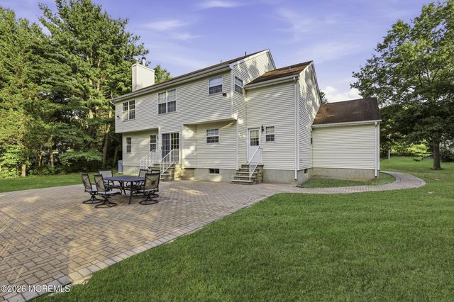213 Medjay Lane, Toms River, NJ 08755
