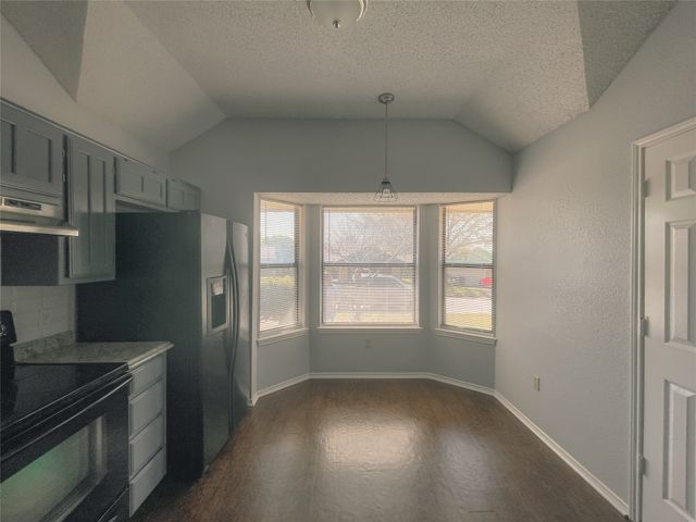 10216 Pack Saddle Court, Fort Worth, TX 76108