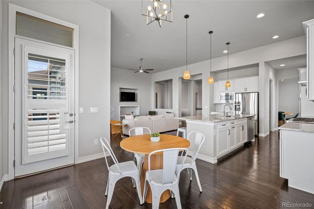 10061 Blue Blood Place, Littleton, CO 80125