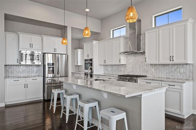 10061 Blue Blood Place, Littleton, CO 80125