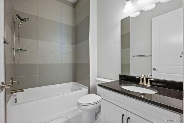 10061 Blue Blood Place, Littleton, CO 80125