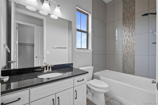 10061 Blue Blood Place, Littleton, CO 80125