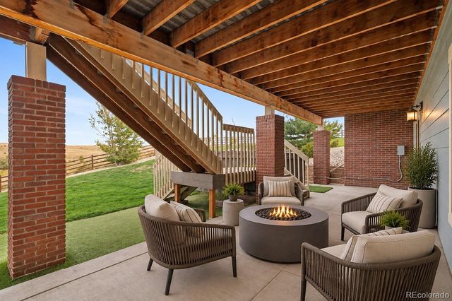 10061 Blue Blood Place, Littleton, CO 80125