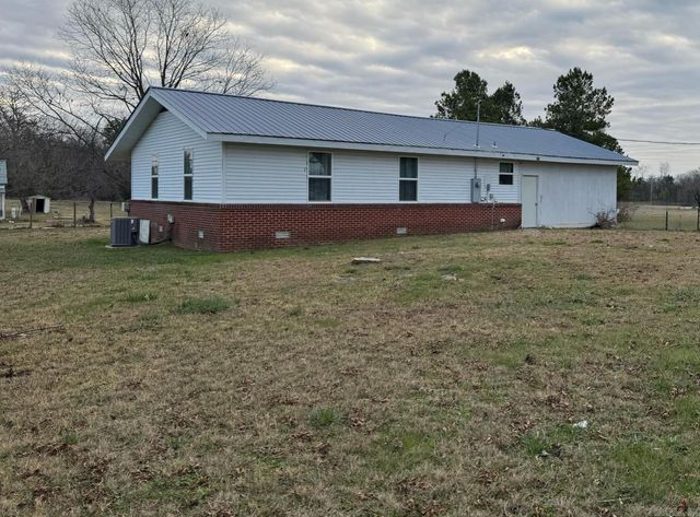 260 School Loop, Oxford, AR 72565