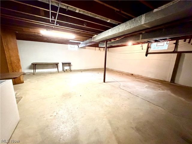 6291 Veterans Blvd, Chester, WV 26034