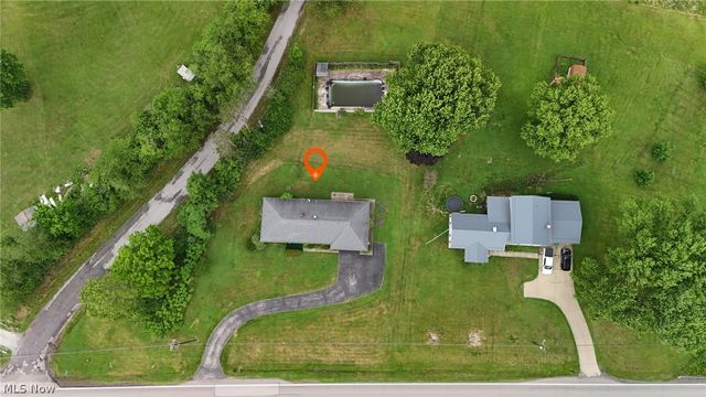 6291 Veterans Blvd, Chester, WV 26034