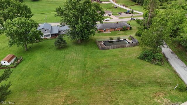 6291 Veterans Blvd, Chester, WV 26034