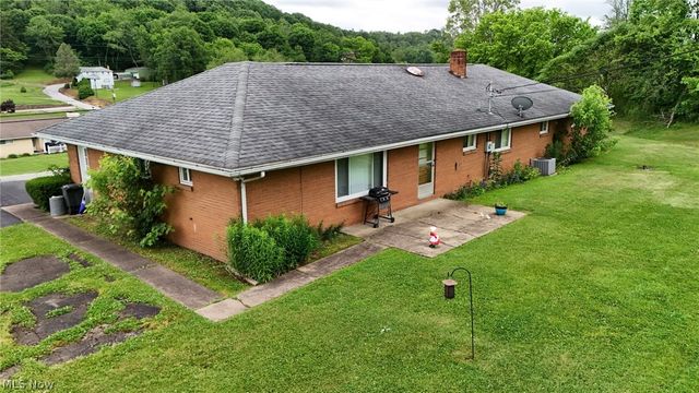 6291 Veterans Blvd, Chester, WV 26034