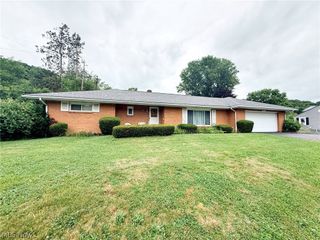 6291 Veterans Blvd, Chester, WV 26034