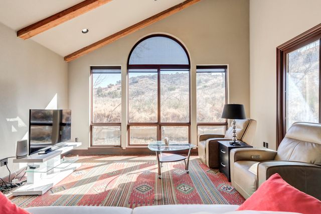 41 S Lakeshore Drive, Ransom Canyon, TX 79366