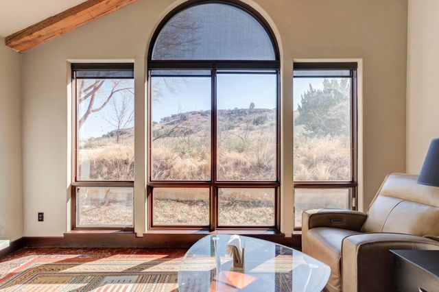 41 S Lakeshore Drive, Ransom Canyon, TX 79366