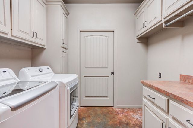 41 S Lakeshore Drive, Ransom Canyon, TX 79366