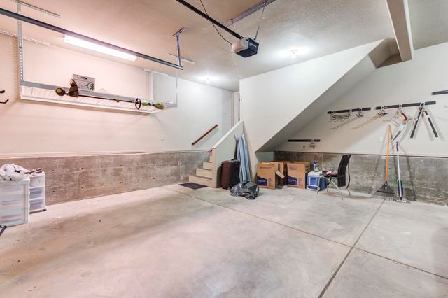 41 S Lakeshore Drive, Ransom Canyon, TX 79366