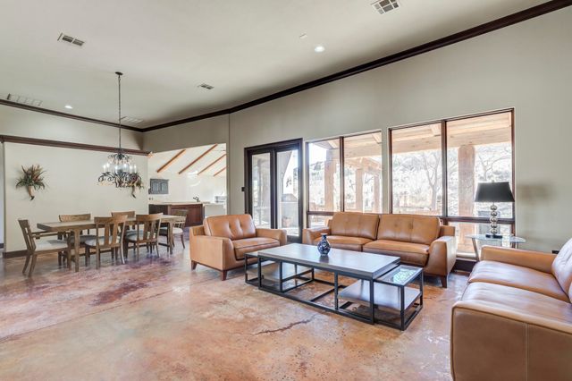 41 S Lakeshore Drive, Ransom Canyon, TX 79366