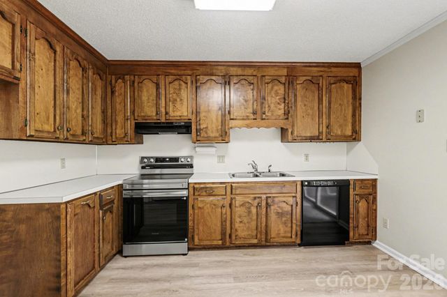 250 Pointe Circle, Rock Hill, SC 29732