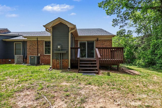 250 Pointe Circle, Rock Hill, SC 29732