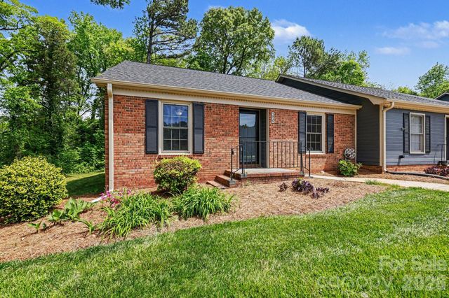 250 Pointe Circle, Rock Hill, SC 29732