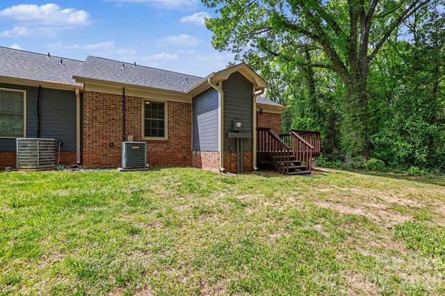 250 Pointe Circle, Rock Hill, SC 29732