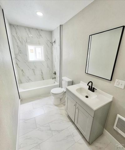 1102-1104 Palmer Ave, Pueblo, CO 81004