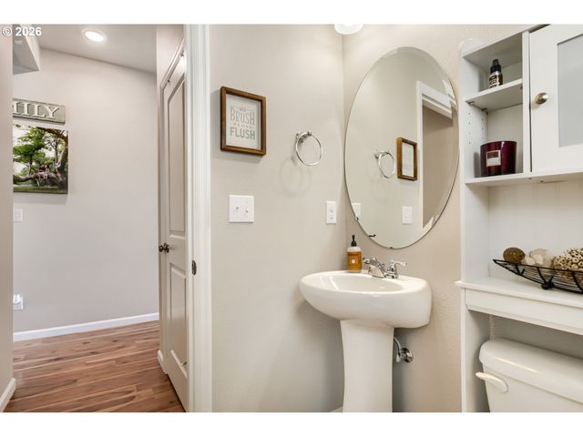 15670 Nw BRUGGER Rd, Portland, OR 97229