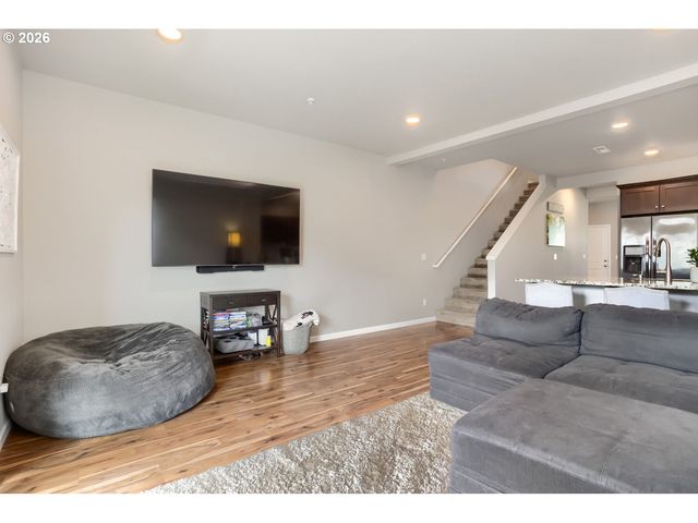 15670 Nw BRUGGER Rd, Portland, OR 97229