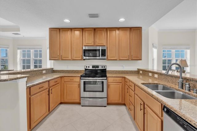 10002 KEY HAVEN ROAD 201, Seminole, FL 33777