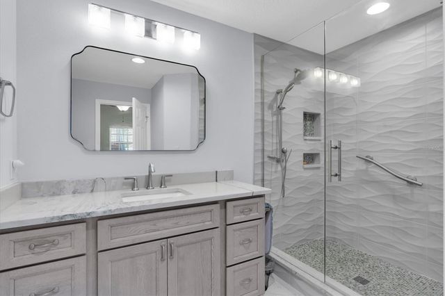 10002 KEY HAVEN ROAD 201, Seminole, FL 33777