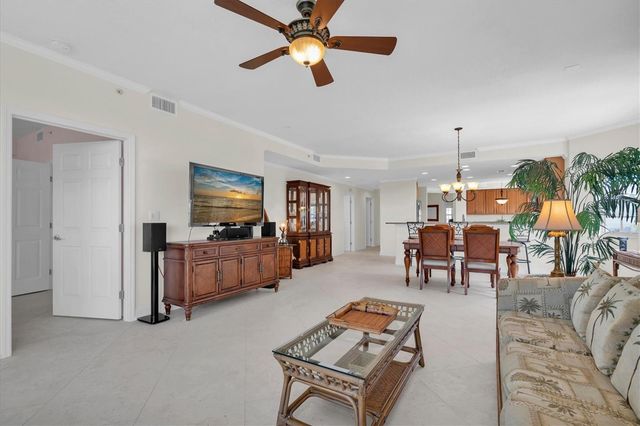 10002 KEY HAVEN ROAD 201, Seminole, FL 33777