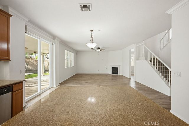 6721 Heathgrove, Eastvale, CA 92880